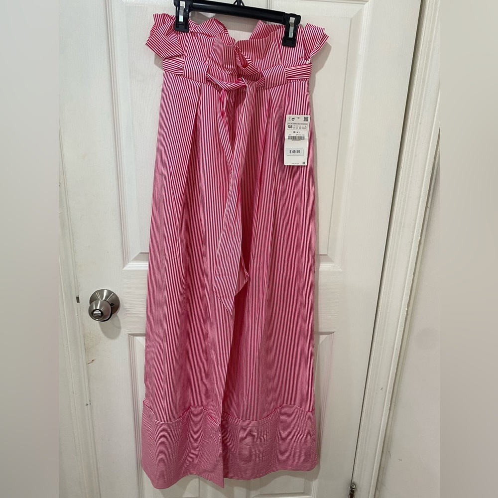 Zara Pink and White Striped wide Jeff paper bag pants!